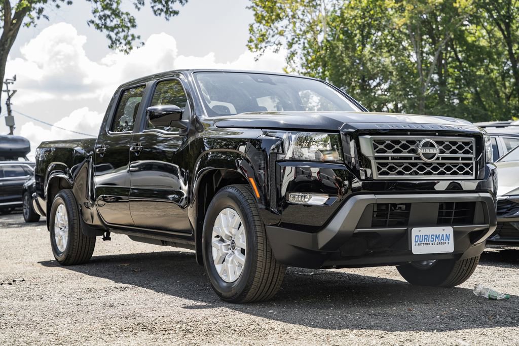 Used 2024 Nissan Frontier SV w/ Technology Package image 1