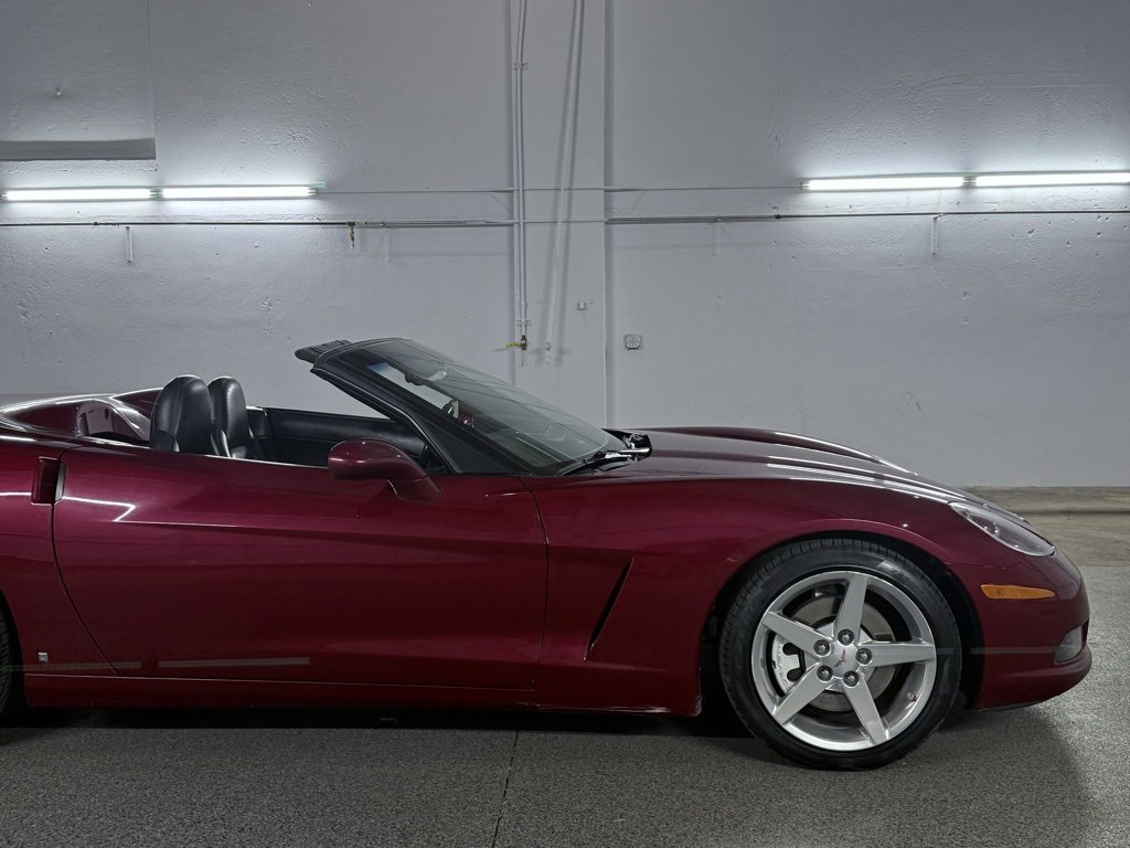 Used 2006 Chevrolet Corvette Convertible w/ Preferred Equipment Group image 21