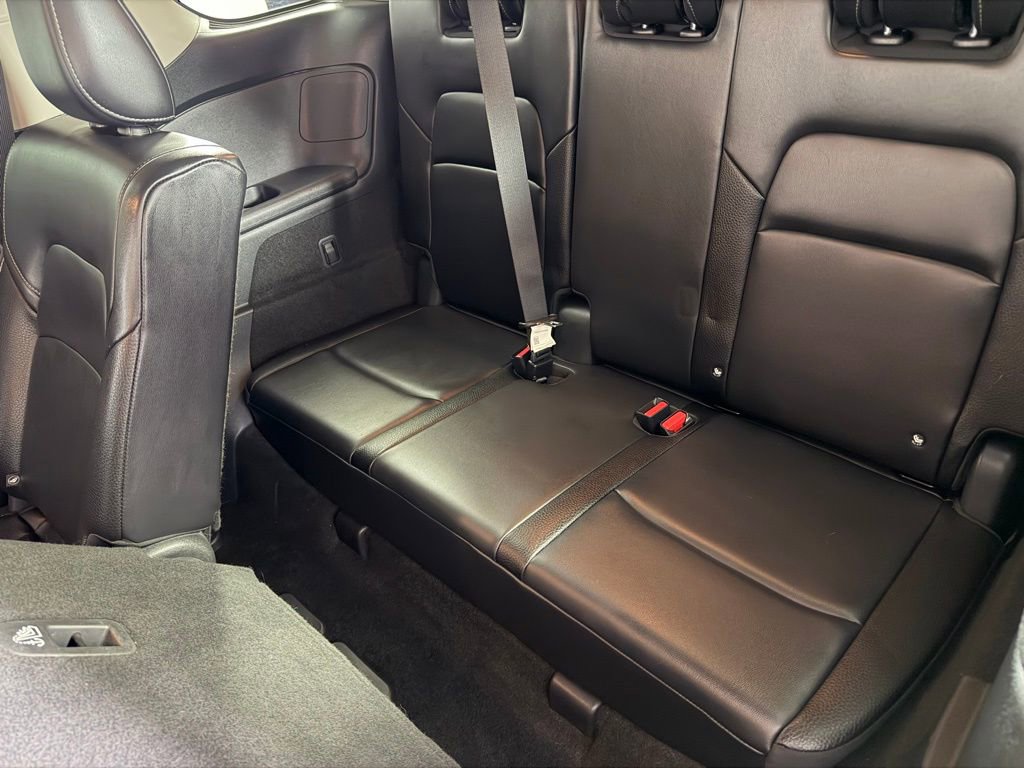 Used 2024 Nissan Pathfinder SL image 27