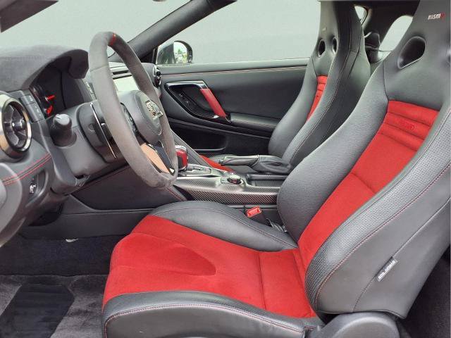 Certified 2023 Nissan GT-R NISMO w/ Floor Mat Package AWD/4WD image 15