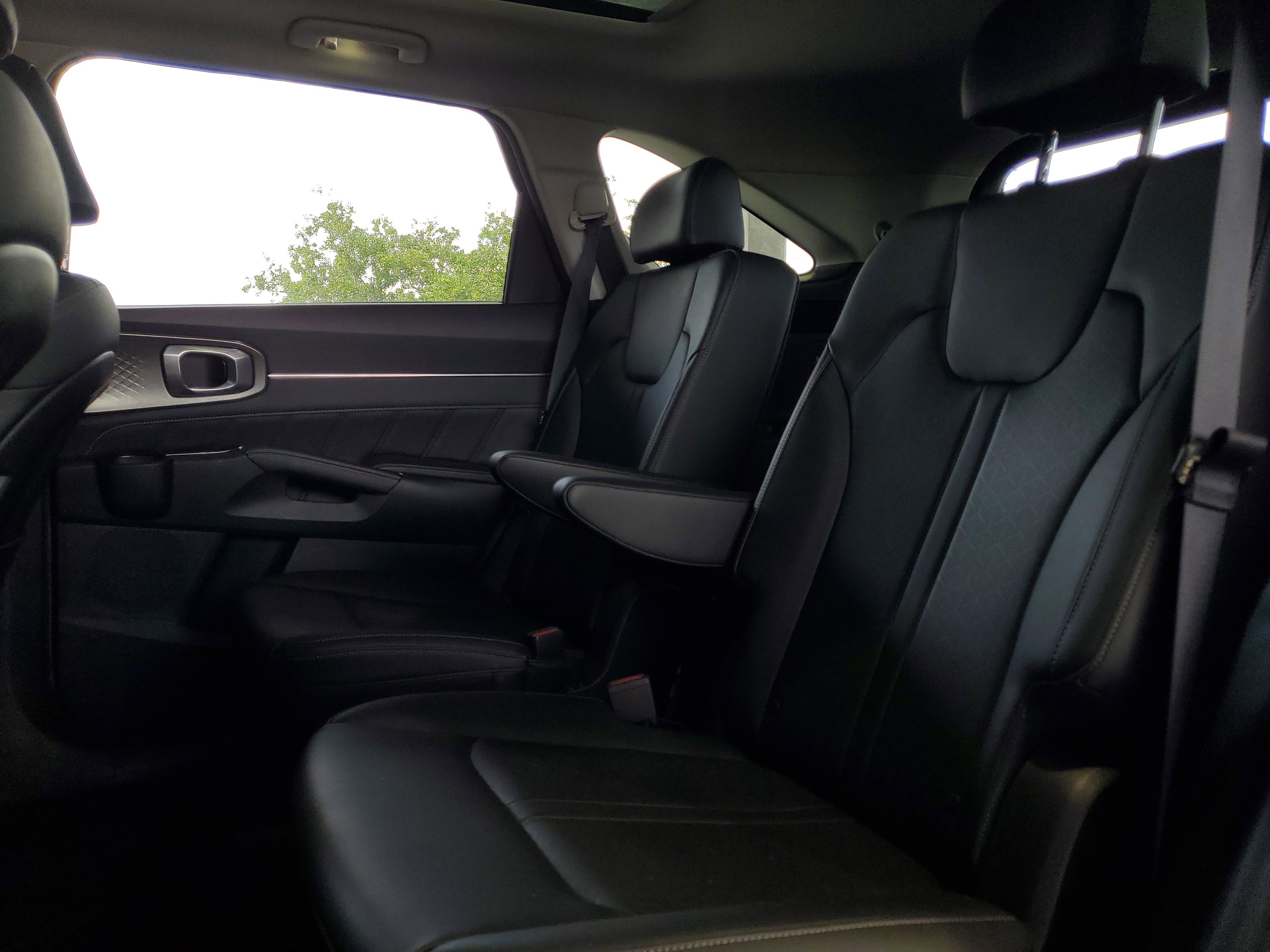 Used 2023 Kia Sorento SX image 8