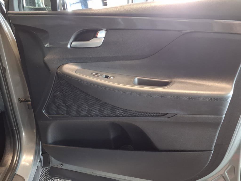 Used 2023 Hyundai Santa Fe SEL image 14