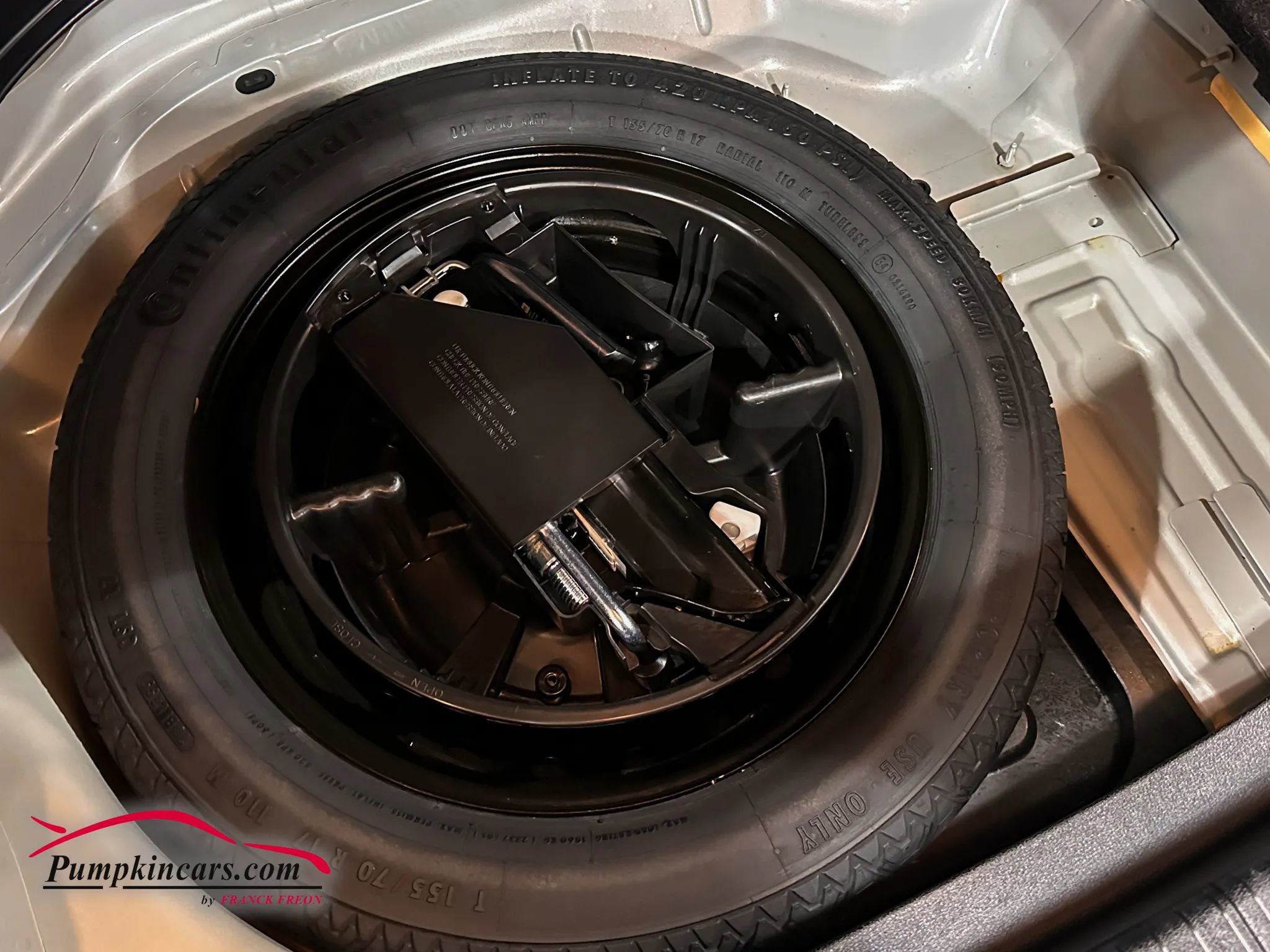 Used 2013 Mercedes-Benz E 350 Luxury w/ Premium 1 Pkg image 14