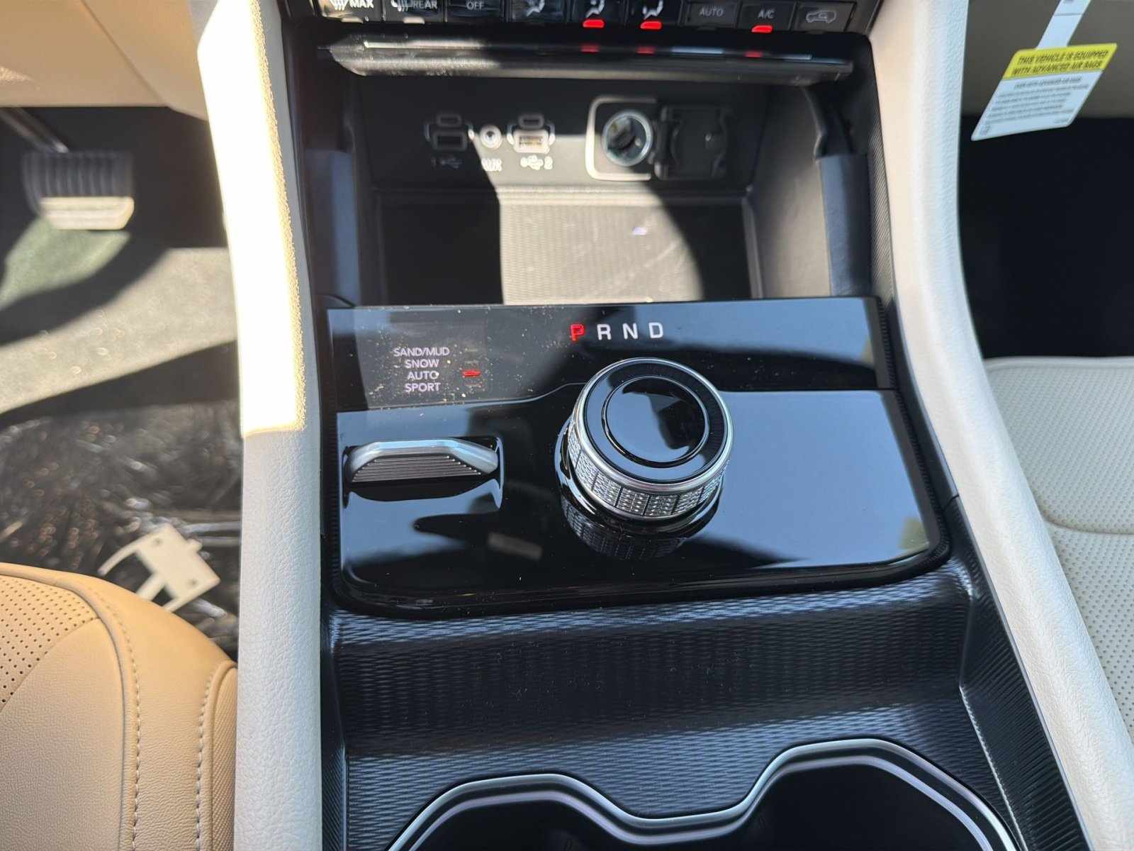 New 2025 Jeep Grand Cherokee Limited w/ Luxury Tech Group II image 22