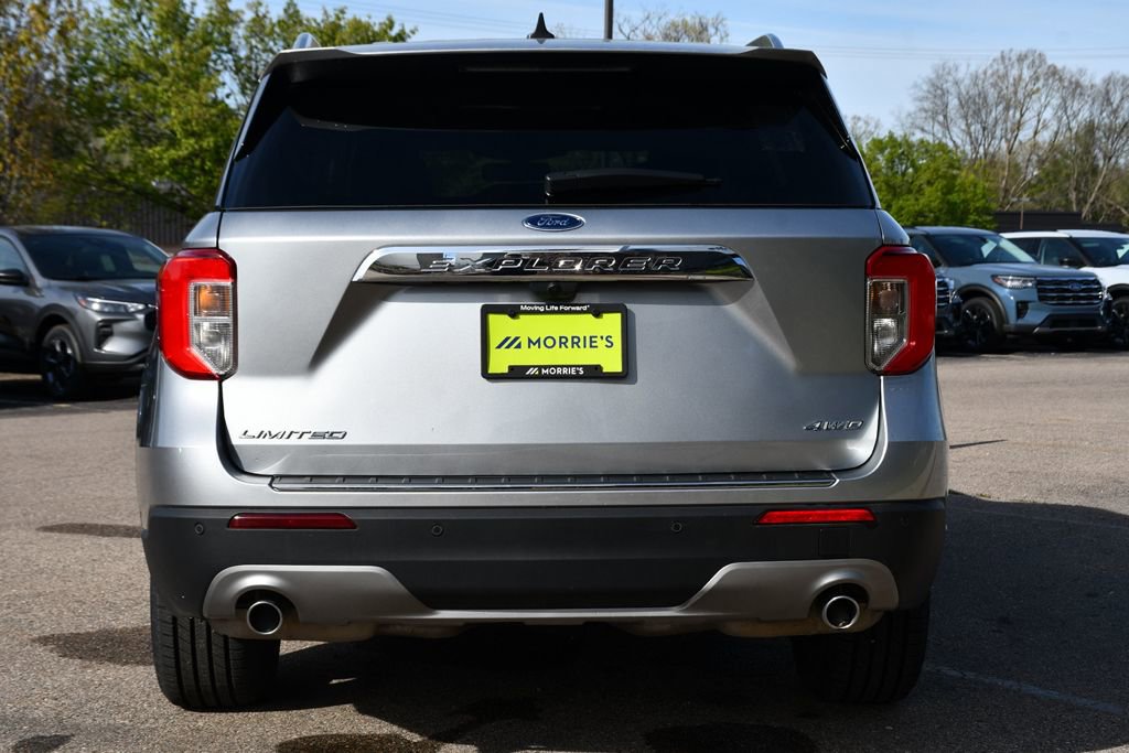 Used 2024 Ford Explorer Limited AWD/4WD image 5