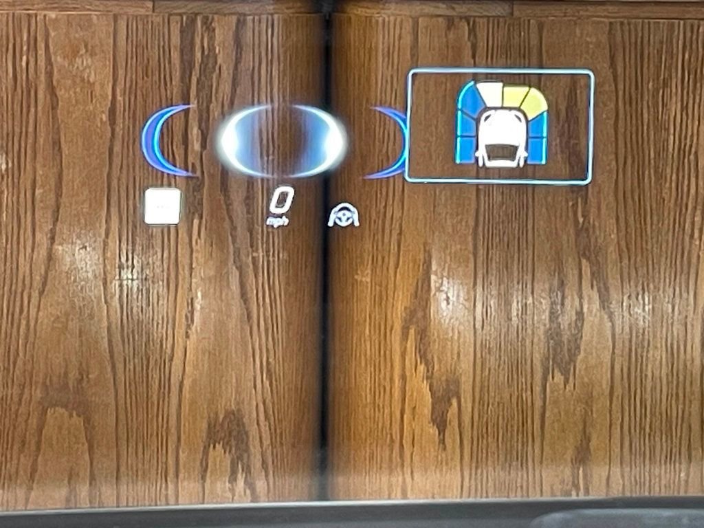 Used 2022 Mercedes-Benz EQS 580 4MATIC Sedan image 25