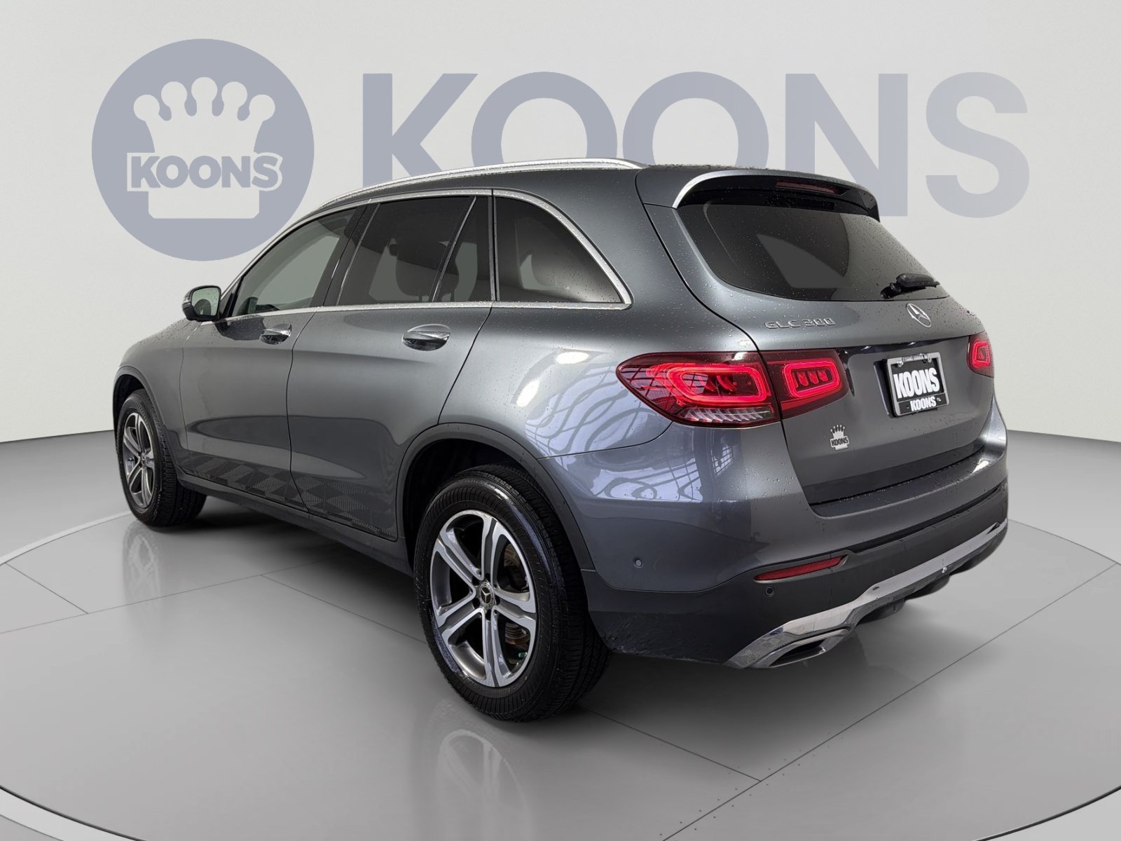Used 2020 Mercedes-Benz GLC 300 4MATIC image 4