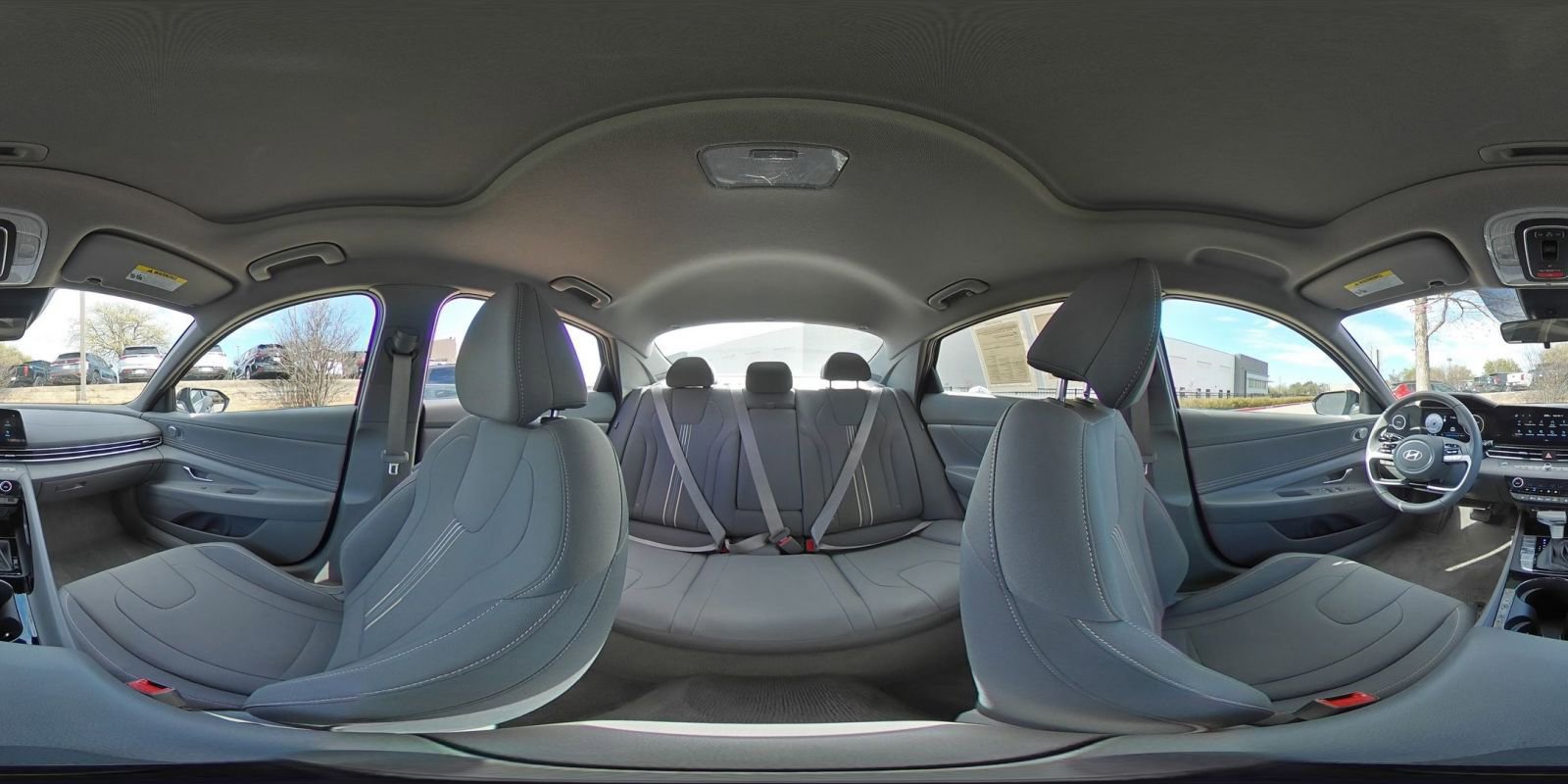 Used 2025 Hyundai Elantra SEL image 46