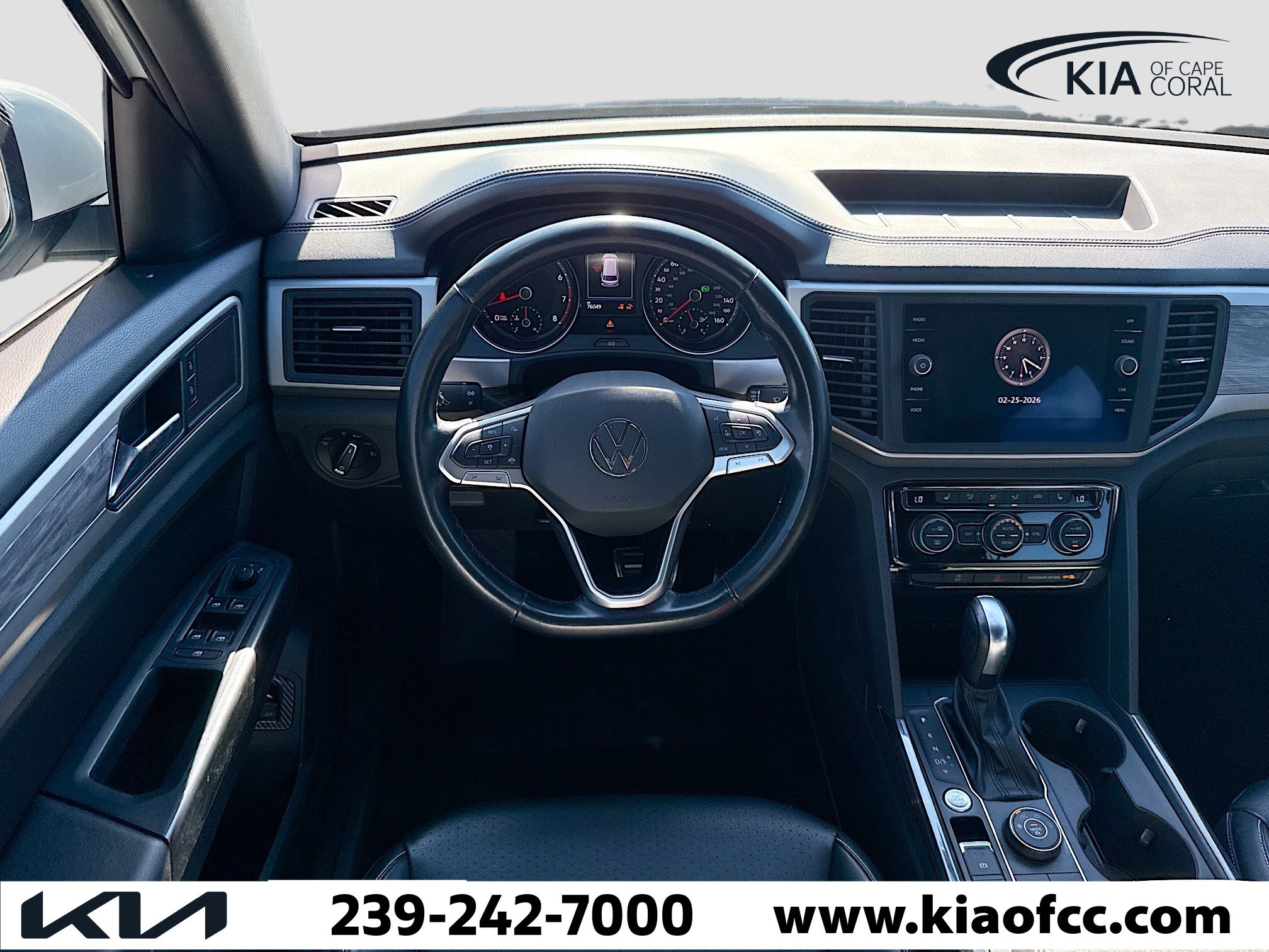 Used 2020 Volkswagen Atlas Cross Sport SE w/ Towing Package image 17