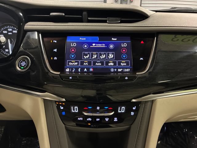 Certified 2023 Cadillac XT6 Premium Luxury w/ Technology Package FWD image 19