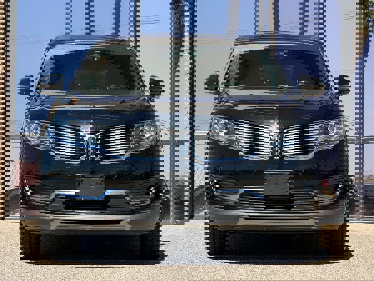 Used 2016 Lincoln MKX Reserve w/ Technology Package image 20