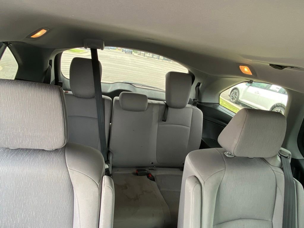 Used 2022 Honda Odyssey EX image 24