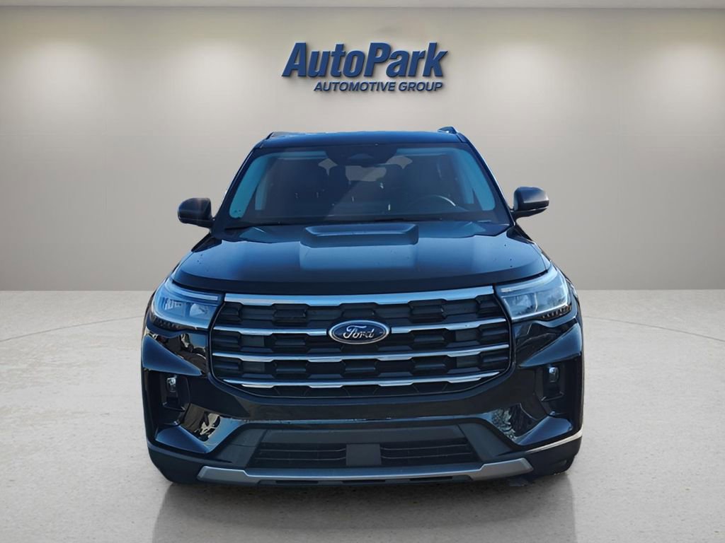 New 2026 Ford Explorer Active w/ Active Comfort Package image 2