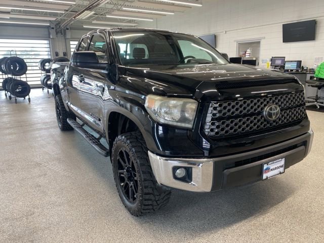 Used 2019 Toyota Tundra SR5 w/ SR5 Upgrade Package image 3