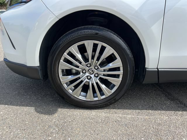 Used 2023 Toyota Venza Limited AWD/4WD image 28