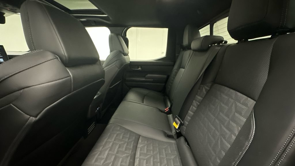Used 2024 Toyota Tacoma TRD Sport w/ TRD Sport Premium Package AWD/4WD image 10