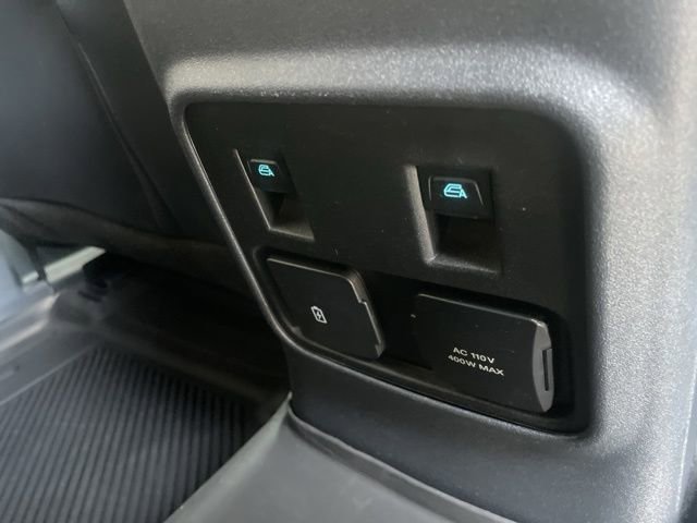 Used 2022 Ford Bronco Outer Banks w/ Sasquatch Package AWD/4WD image 60