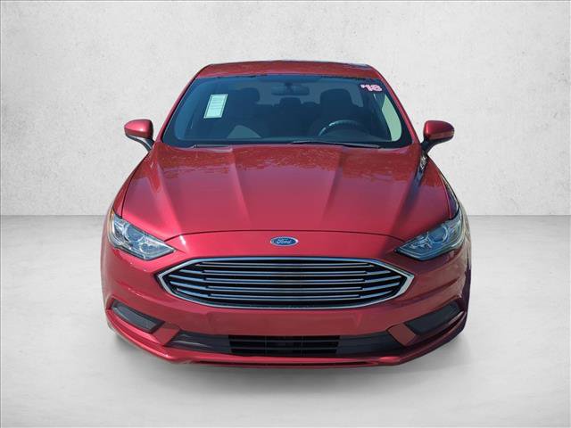 Used 2018 Ford Fusion SE FWD video 2