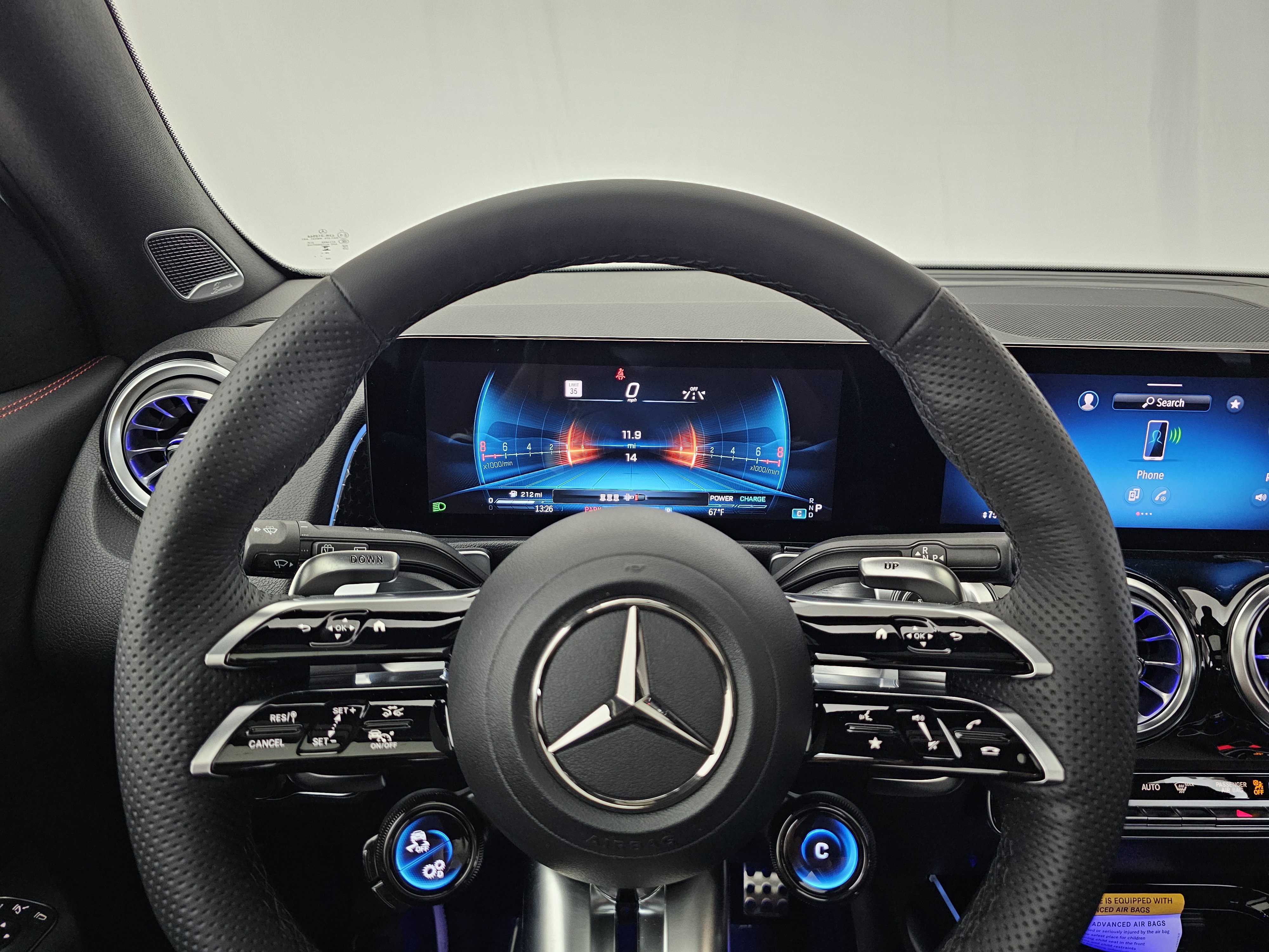 New 2026 Mercedes-Benz GLB 35 AMG 4MATIC image 35