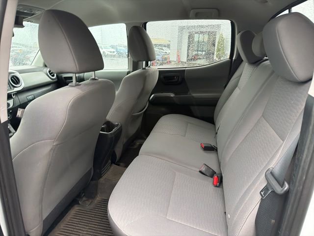 Used 2017 Toyota Tacoma SR5 w/ SR5 Appearance Package (SM) image 7
