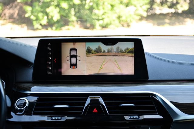 Used 2018 BMW 540i RWD image 24