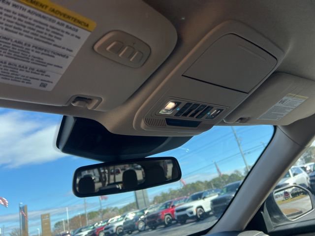 Used 2020 Ford Explorer Limited w/ Class III Trailer Tow Package image 16