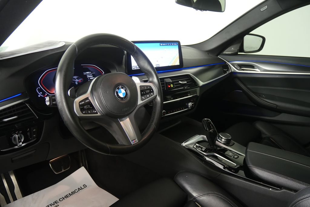 Used 2023 BMW 540i w/ M Sport Package image 12