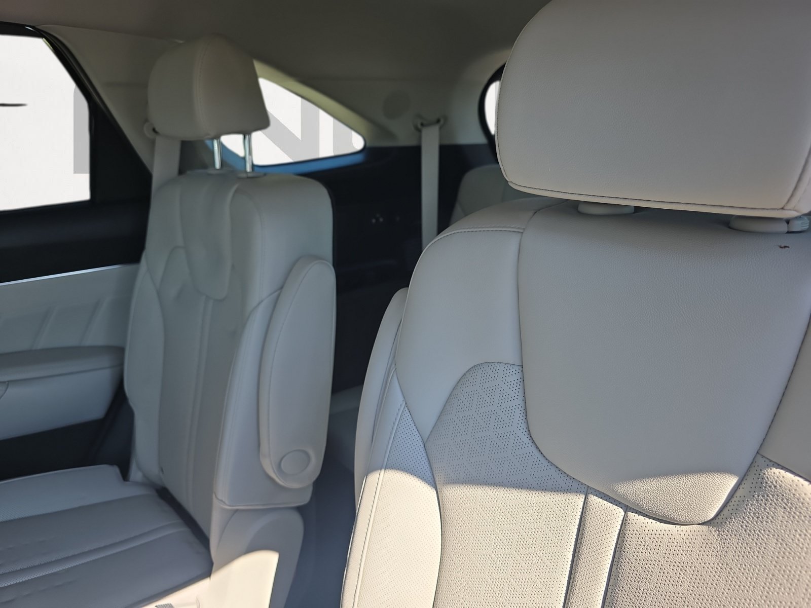 Certified 2024 Kia Sorento SX Prestige AWD/4WD image 22