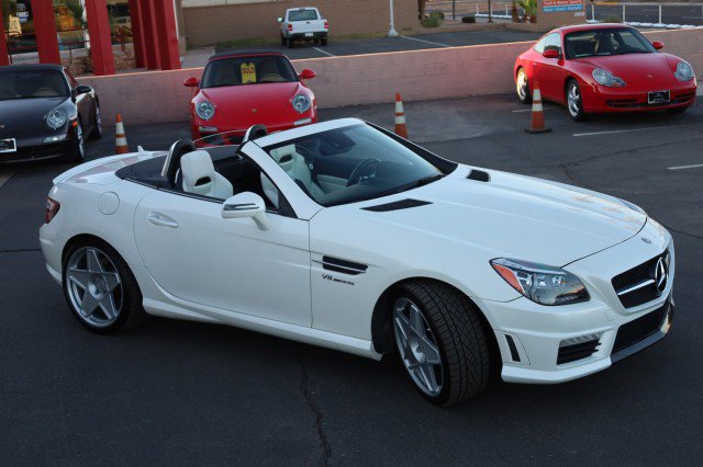 Used 2014 Mercedes-Benz SLK 55 AMG image 11