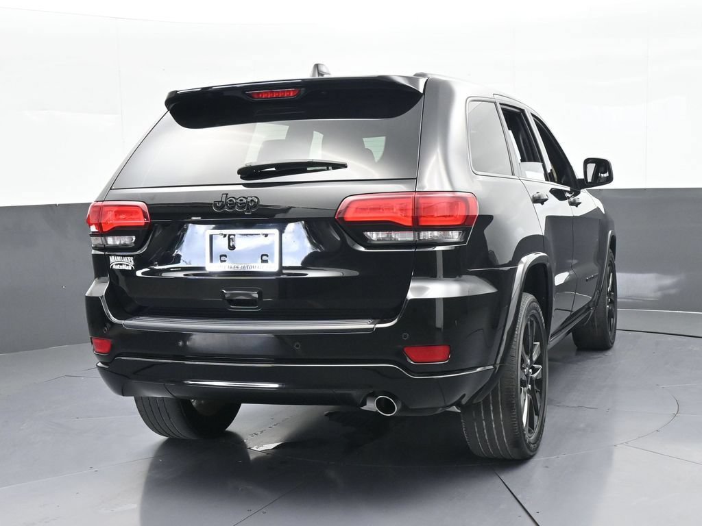 Used 2020 Jeep Grand Cherokee Altitude RWD image 5