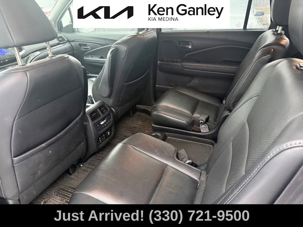 Used 2017 Honda Pilot Elite image 10
