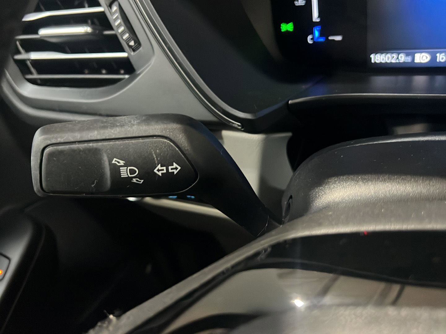 Used 2023 Ford Escape Active image 26