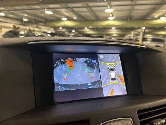Used 2019 INFINITI Q70 Luxe w/ Proactive Package image 17