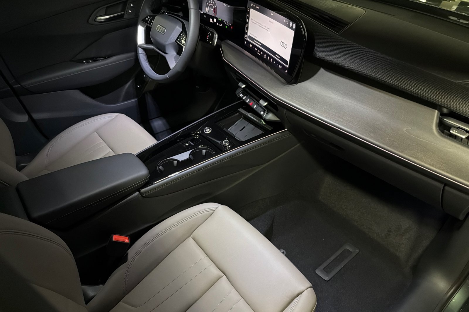 New 2026 Audi Q3 quattro 2.0T AWD/4WD image 15