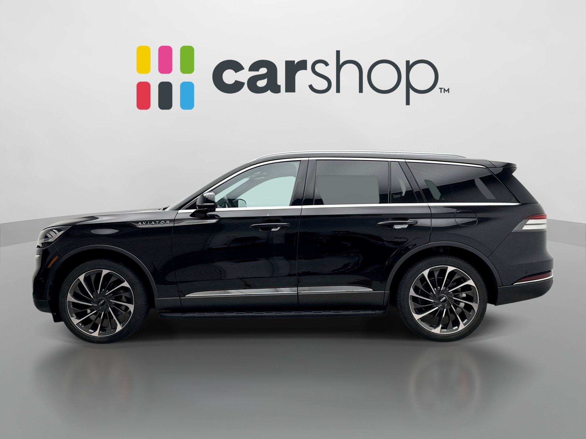 Used 2023 Lincoln Aviator Reserve w/ Equipment Group 201A AWD/4WD image 2