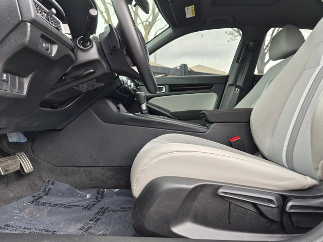 Used 2025 Honda Civic Sport image 11
