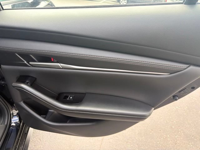Used 2025 MAZDA MAZDA3 s FWD image 31