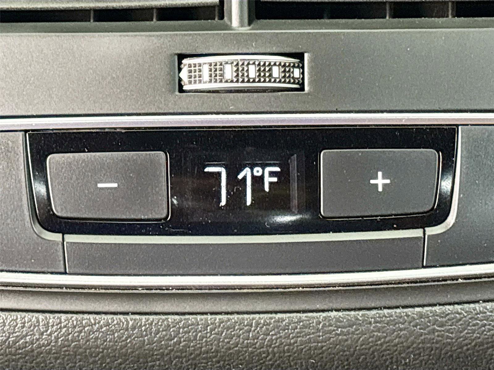 Used 2018 Audi A4 2.0T Ultra Premium w/ Convenience Package image 29