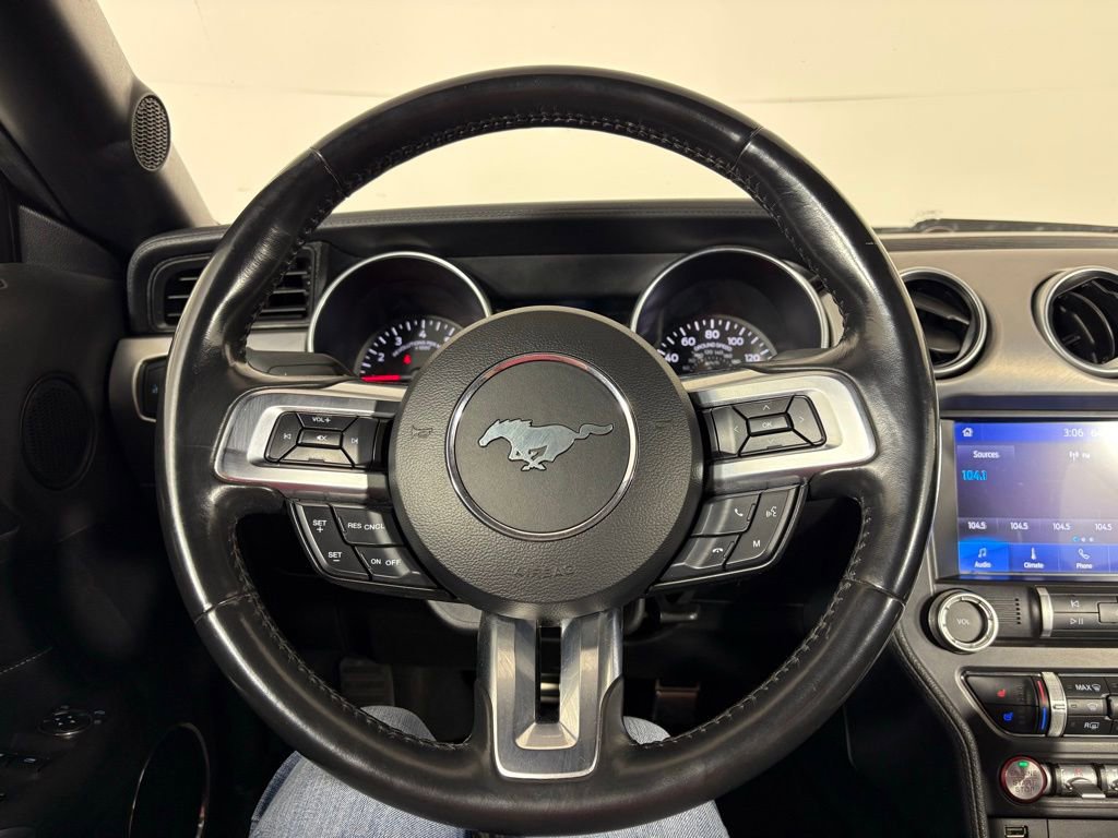 Used 2022 Ford Mustang Premium image 17