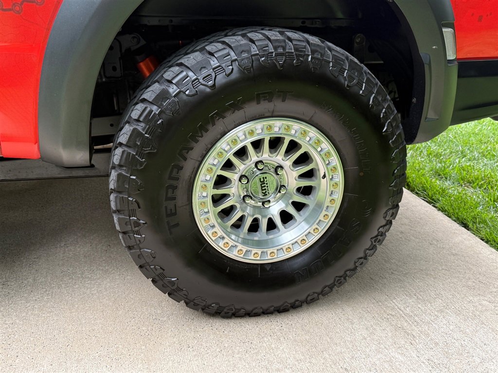 Used 2022 Ford F150 Raptor w/ Raptor 37 Performance Package AWD/4WD image 19