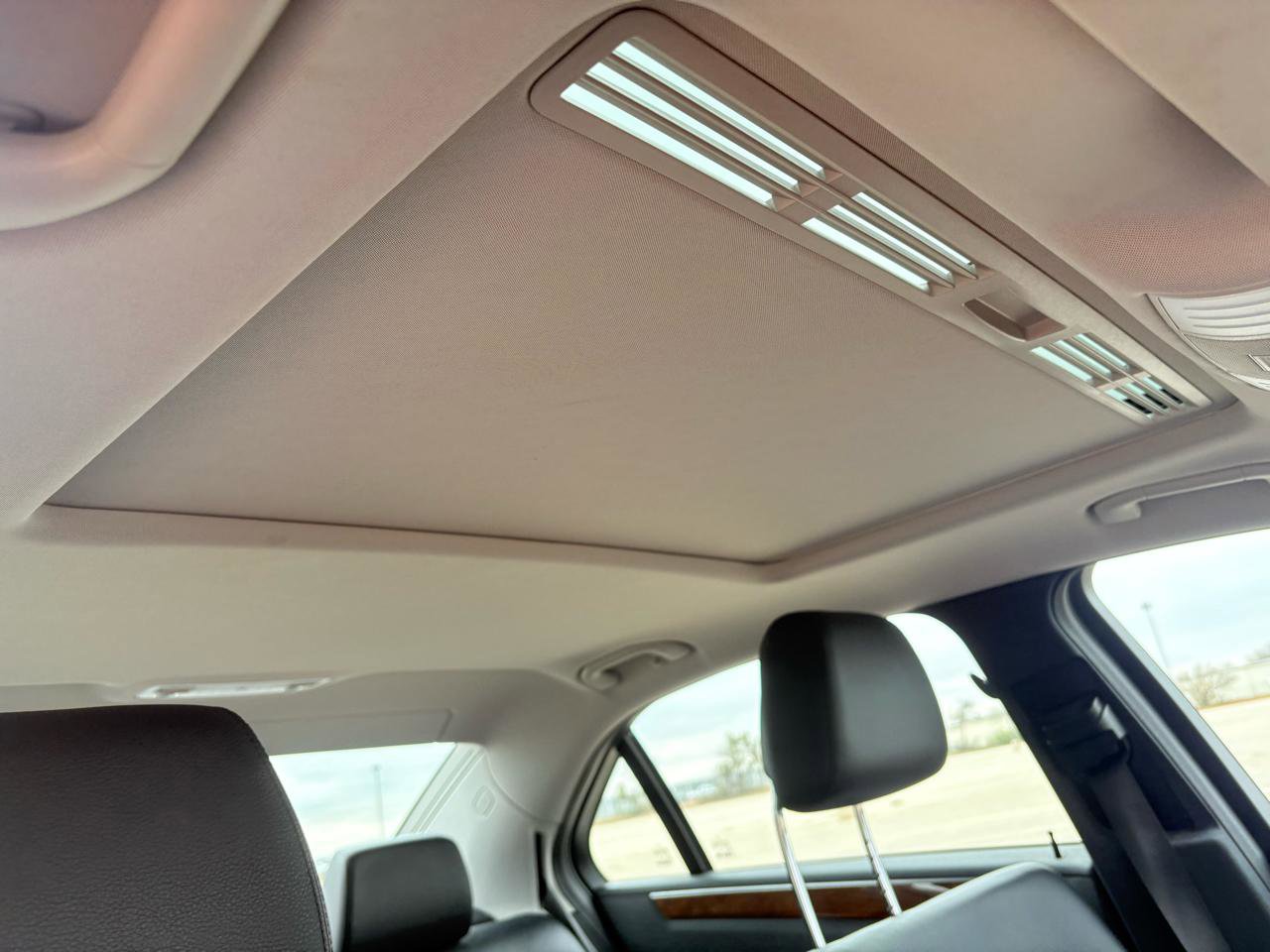 Used 2011 Mercedes-Benz E 350 Sedan image 21