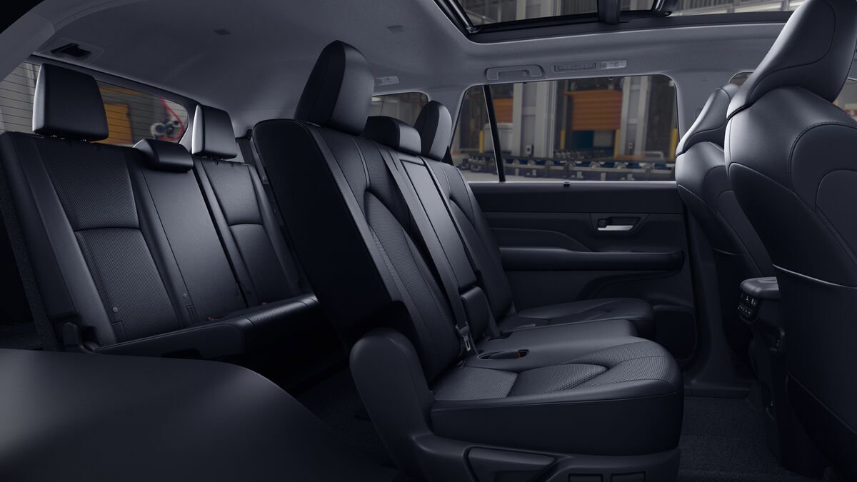 New 2026 Toyota Grand Highlander AWD Hybrid image 21
