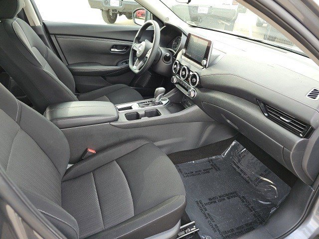Used 2024 Nissan Sentra SV image 11