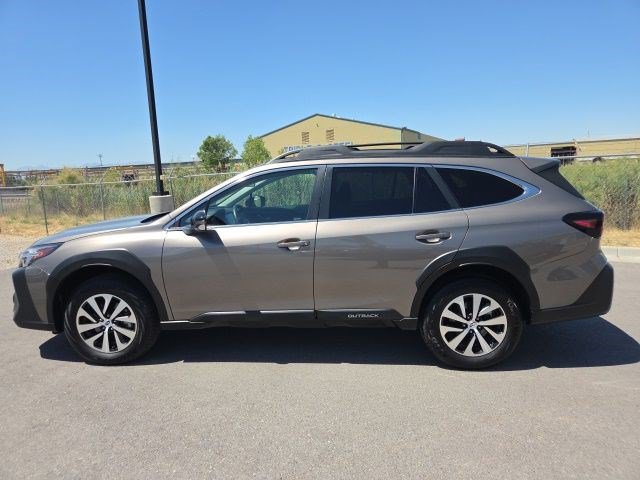 Certified 2024 Subaru Outback Premium AWD/4WD image 7