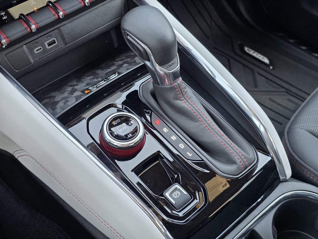 Used 2024 GMC Canyon AT4X image 16