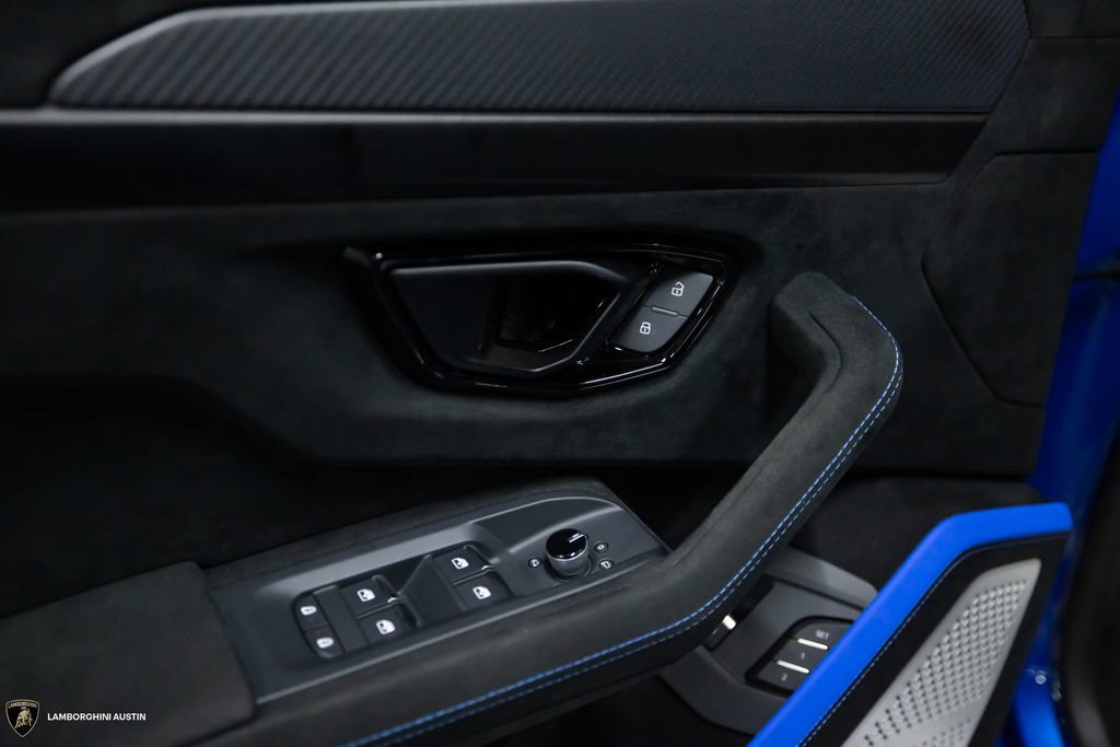 Used 2024 Lamborghini Urus Performante image 21