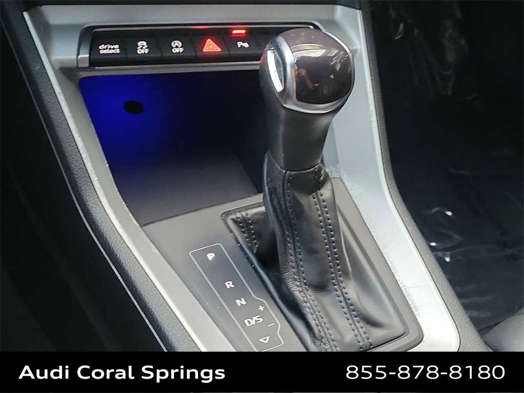 Certified 2022 Audi Q3 2.0T Premium Plus w/ Premium Plus Package image 17