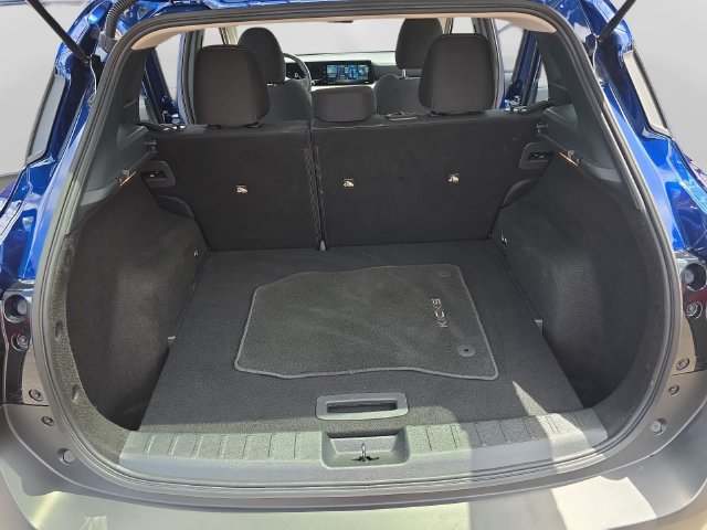 Used 2026 Nissan Kicks SV FWD image 29