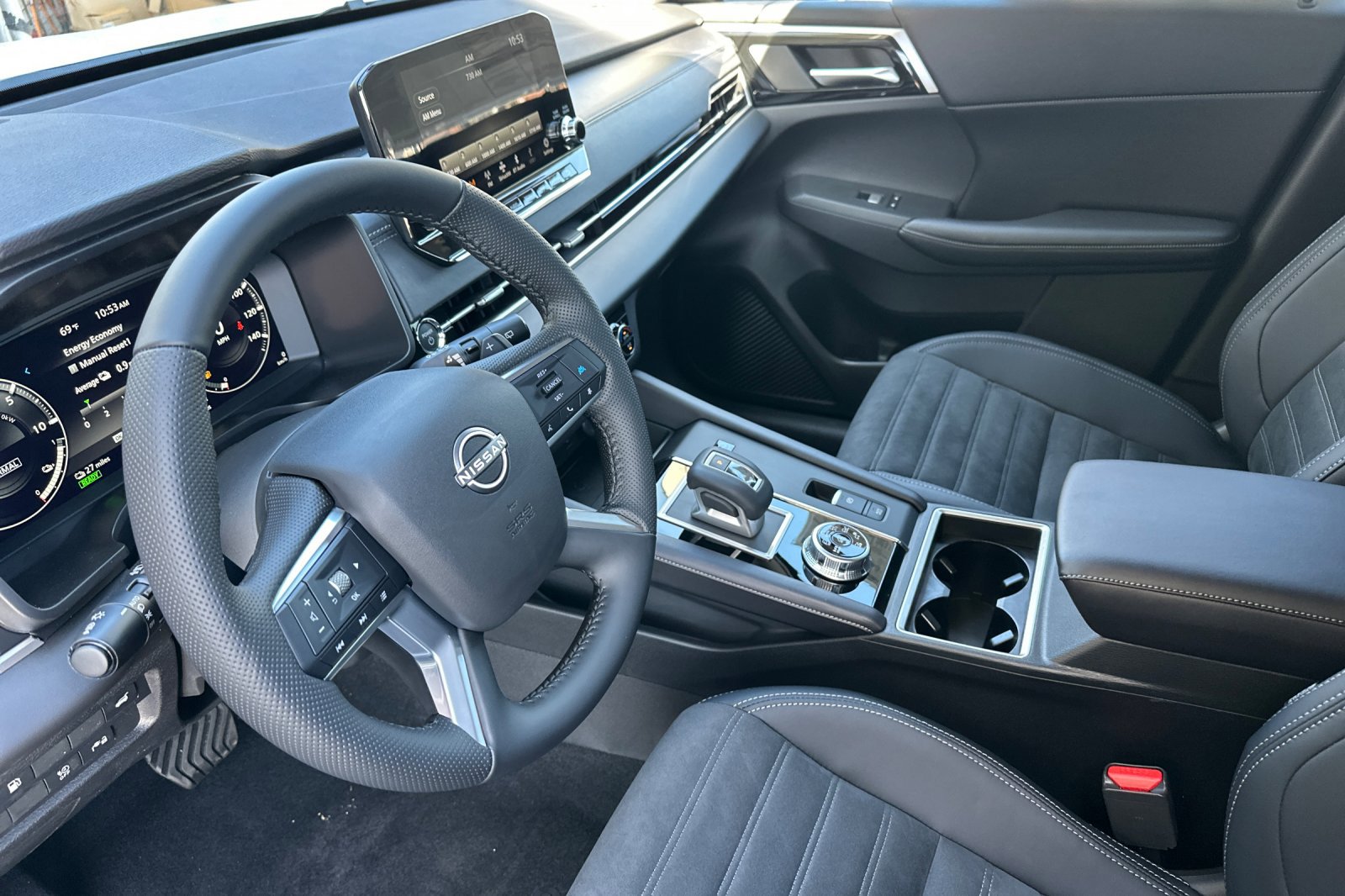 New 2026 Nissan Rogue SL image 10