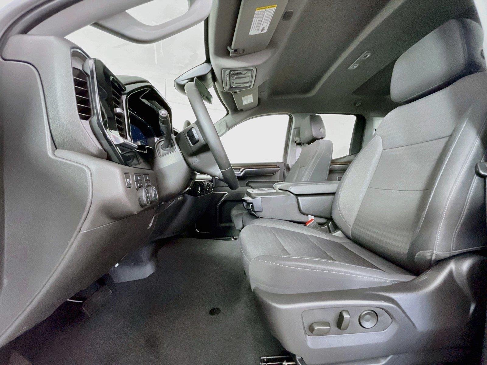 Used 2024 Chevrolet Silverado 1500 LT AWD/4WD image 23